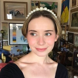 Meet your Posher, Emily